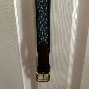 Vineyard Vines size 44 belt in great shape only worn a few times